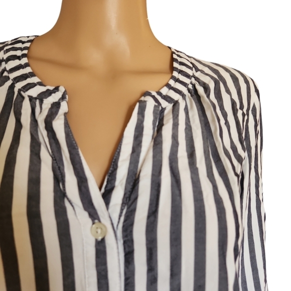 Old Navy Grey Striped Tunic - Picture 4 of 7